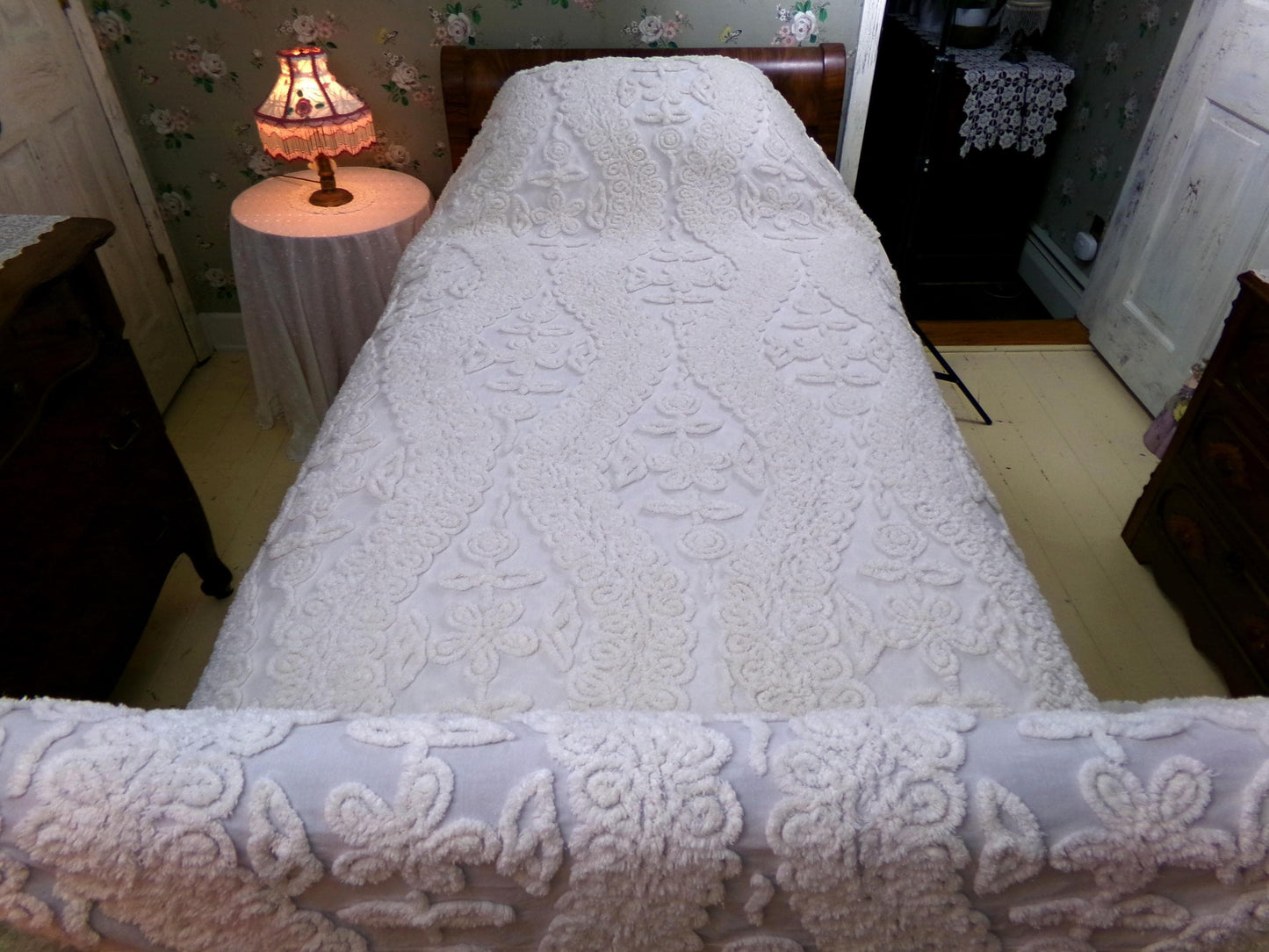 Vintage Canyon Group Chenille Bedspread: KING Size Cotton Blend Bedding, Made in USA