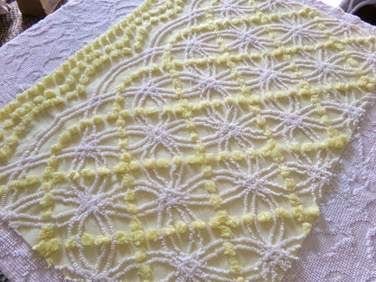 springtime yellow & white chenille fabric, vintage 27" x 21" inch piece of quilt material with fluffy pops, needletuft spider rings
