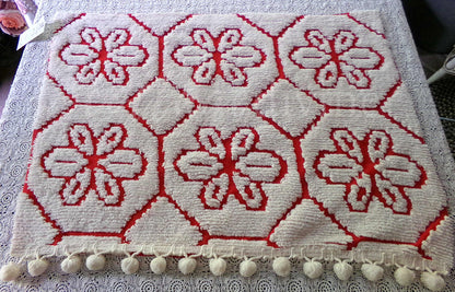 Festive Red Chenille Fabric in Vintage White Daisy Design, 19" x 26" Inch Piece, Unique Geometric Design, Ideal for Festive Crafts