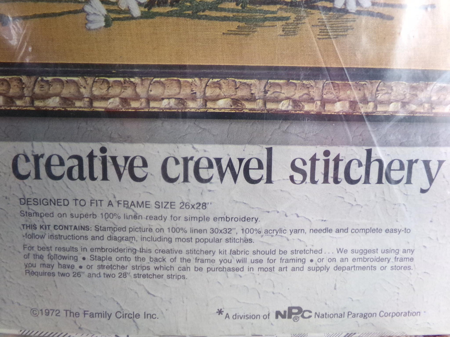 GIANT BOUQUET Boho Stitchery Kit, Vintage Paragon Creative Crewel Embroidery, Hippie Wall Hanging Design #0811, Family Circle 1972