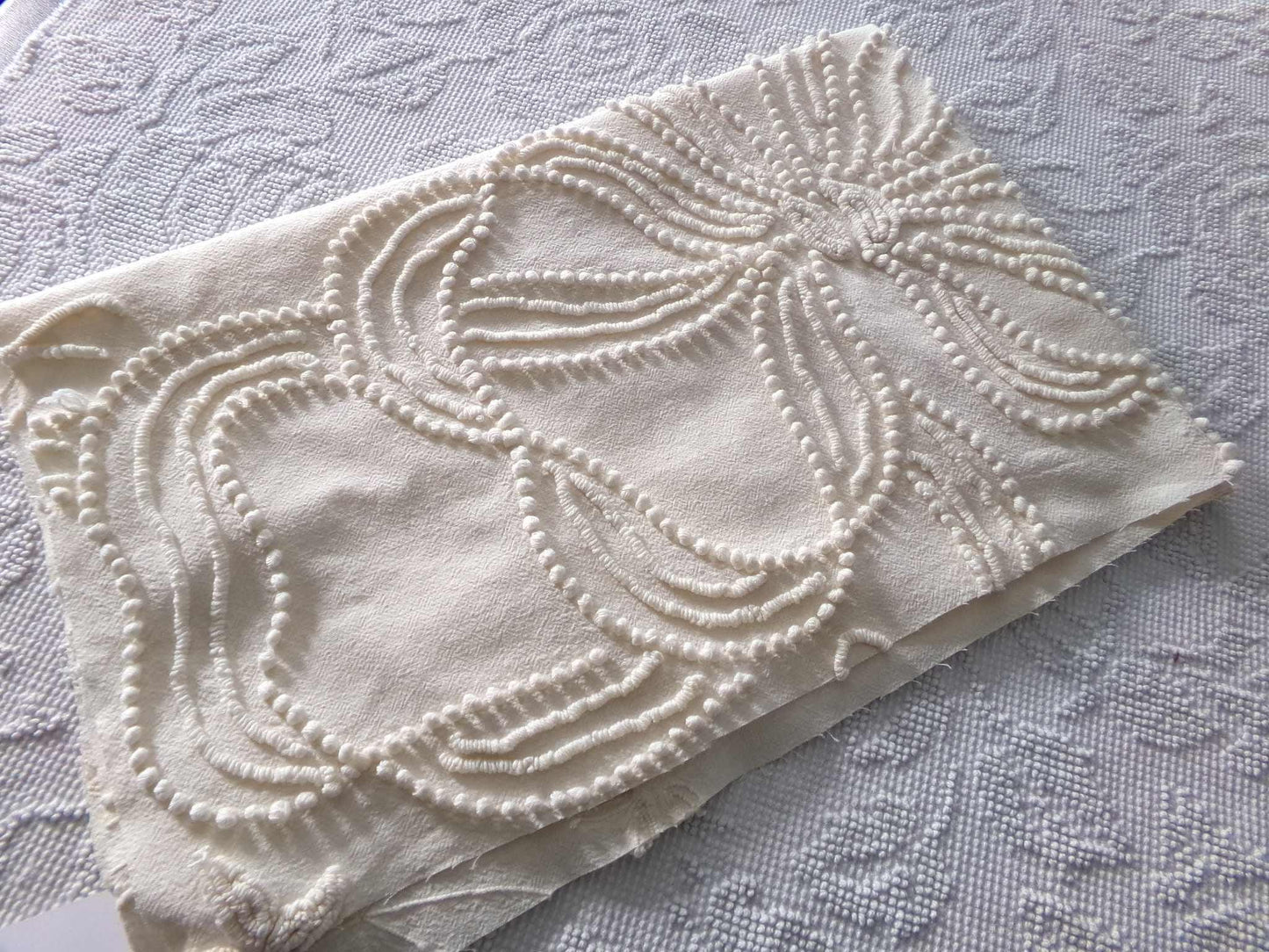 Exquisite Heirloom Vintage Chenille Fabric Piece, Large Bow & Lily Flowers in Antique Cream, 23" x 37" inch piece, lovely for a wall hanging
