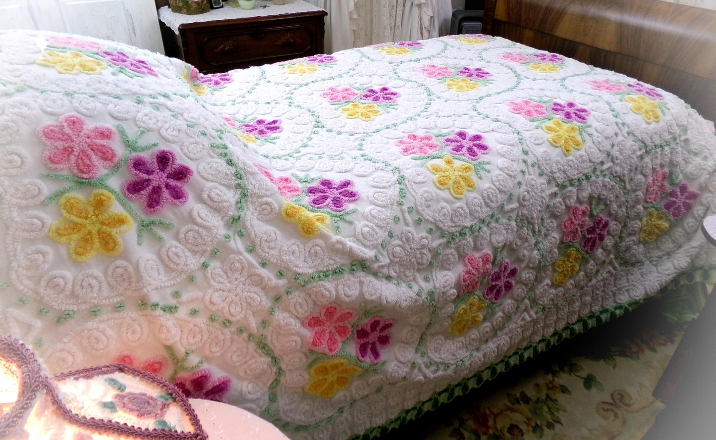 rainbow hearts vintage chenille bedspread, whimsical pink, yellow, lilac flowers w/ swirl accents & dots, white cotton full size bedding
