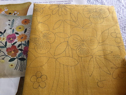 PANSY BOUQUET Pillow Kit by Paragon Creative Stitchery #0776 in Harvest GOLD, Vintage Hippie 1970s Crewel Embroidery, 14" x 14" Square Size