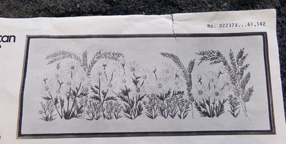 YELLOW DAISIES Vintage Crewel Embroidery Kit Paragon 02237X Boho 1970s Barbara Sparre Design