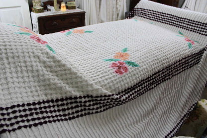 Simple Plush White Vintage Chenille Bedspread, Tropical Flowers on Waffle Tufts, Full Size