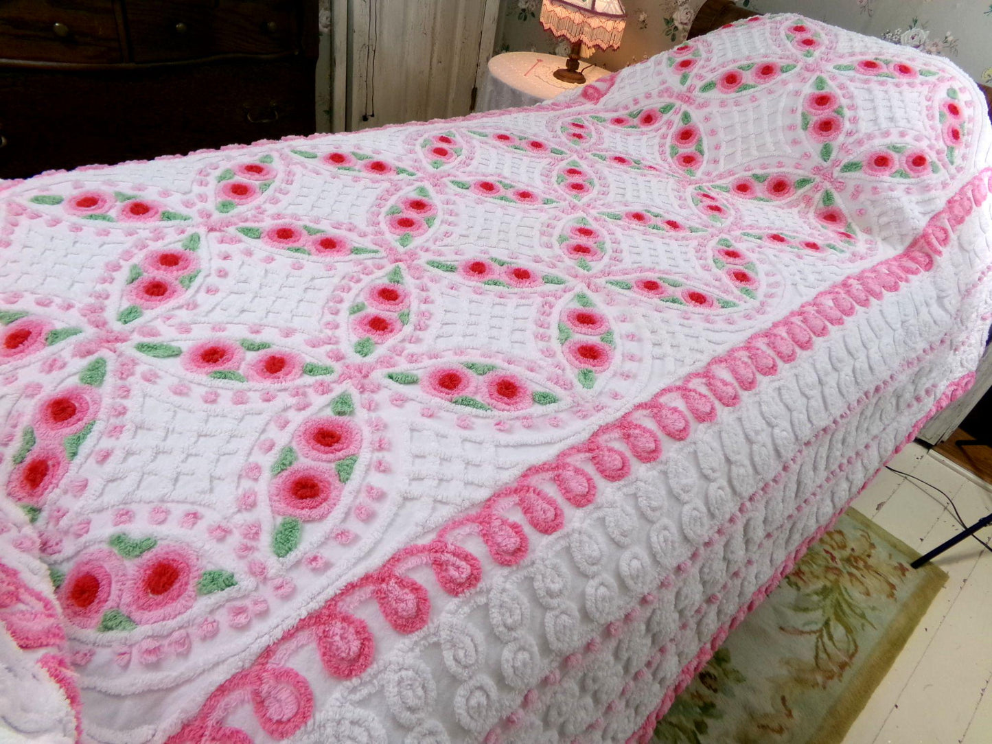 shabby romantic roses vintage chenille bedspread, lush pink & white swirl curlicues, twin size cotton coverlet