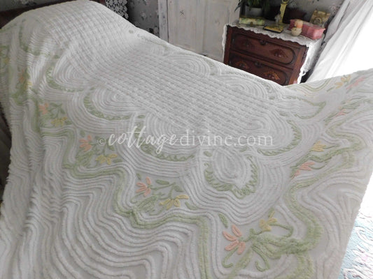 Coastal Bedding Floral White Vintage Chenille Bedspread, Full Size, Shabby Summer Cottage Style