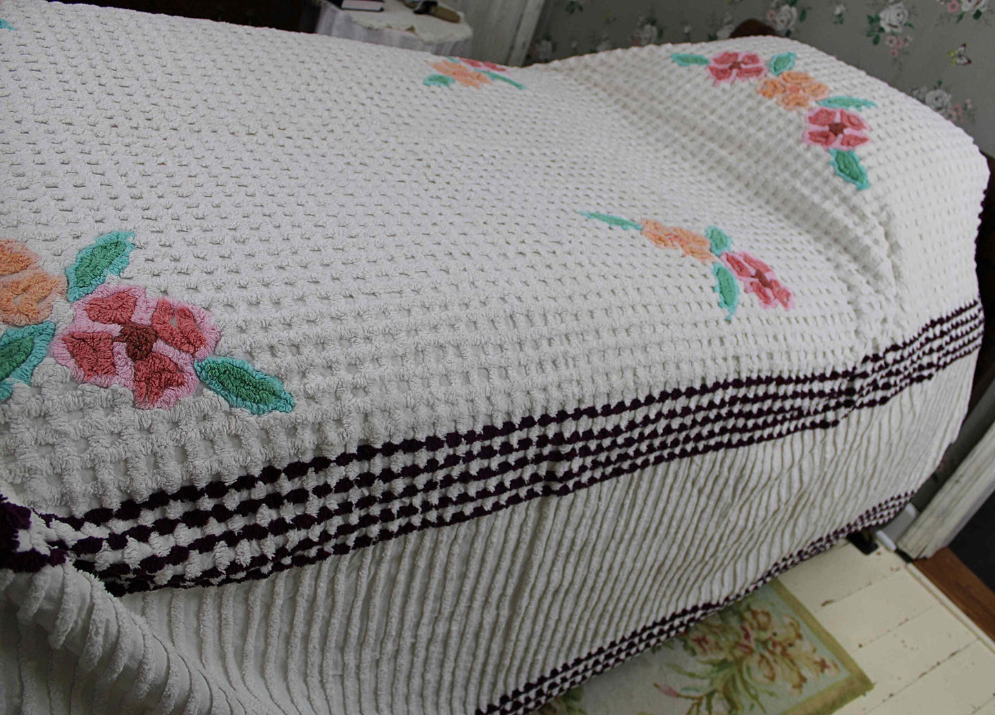 Simple Plush White Vintage Chenille Bedspread, Tropical Flowers on Waffle Tufts, Full Size
