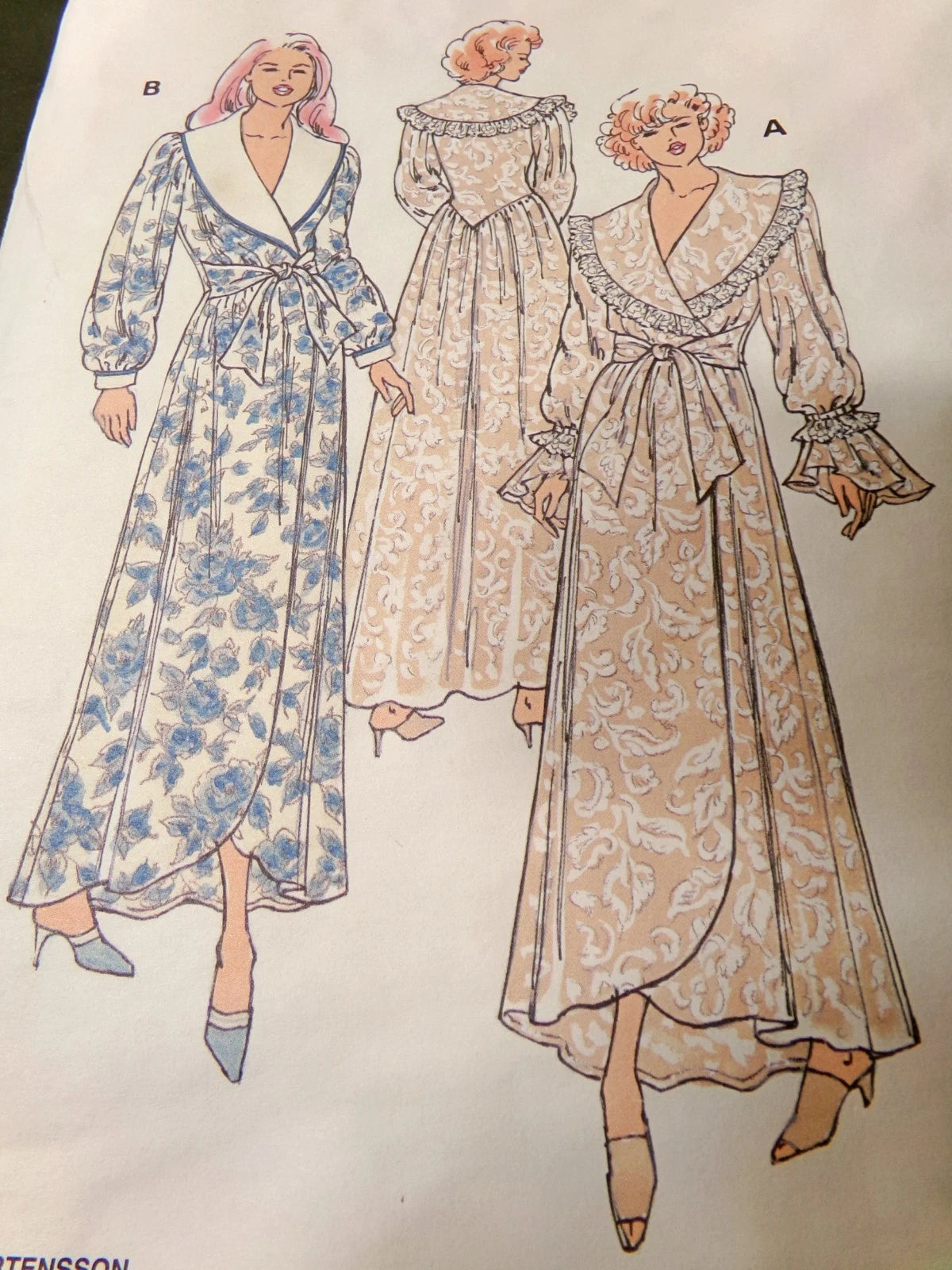 Vtg Kwik Sew 2590 Robe Sewing Pattern Romantic Womens Bathrobe Misses XS-XL OOP
