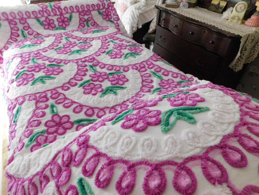 violet meadow vintage chenille bedspread, floral swirl scallops on white cotton, full size cottage style bedding