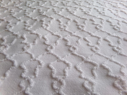 textured white chenille fabric, chain link design with pink bead tuft edge, 20" x 25" inches, ideal quilt sewing material