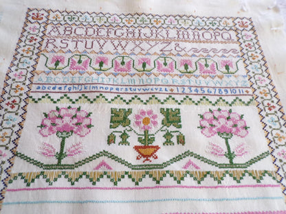 Jacobean 1773 Vintage Linen Sampler, Cooper Hewitt Museum, 0860 Paragon Stitchery, Hand Embroidered, Completed