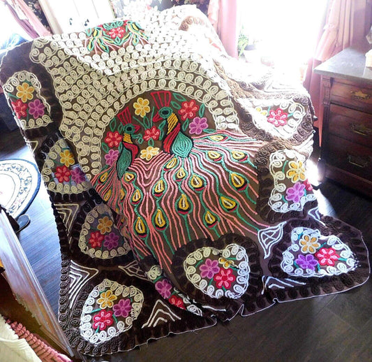 Iconic Vintage Peacock Chenille Bedspread, Rainbow Lovebirds & Hearts, FULL Size