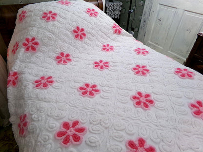 whimsical wonderland vintage chenille bedspread, pink roses in snowy white plush swirls, full size cotton bedding