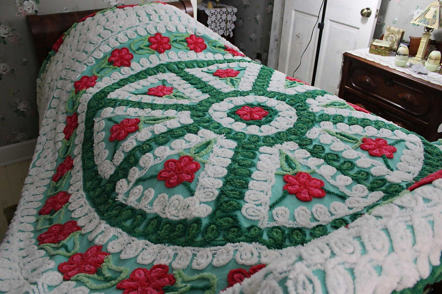 Dazzling Vintage Green Chenille Bedspread, Plush Cherry Pink Red Roses, Full Size