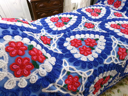 American Spirit Vintage Chenille Bedspread with Brilliant Red Roses in Blue & White Hearts, Full Size Bedding