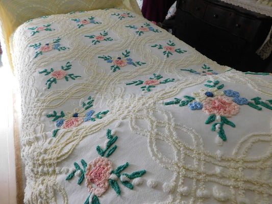 Buttercream Glow Vintage Chenille Bedspread with Gorgeous Florals, Twin Size, 100% Cotton, Cabin Crafts