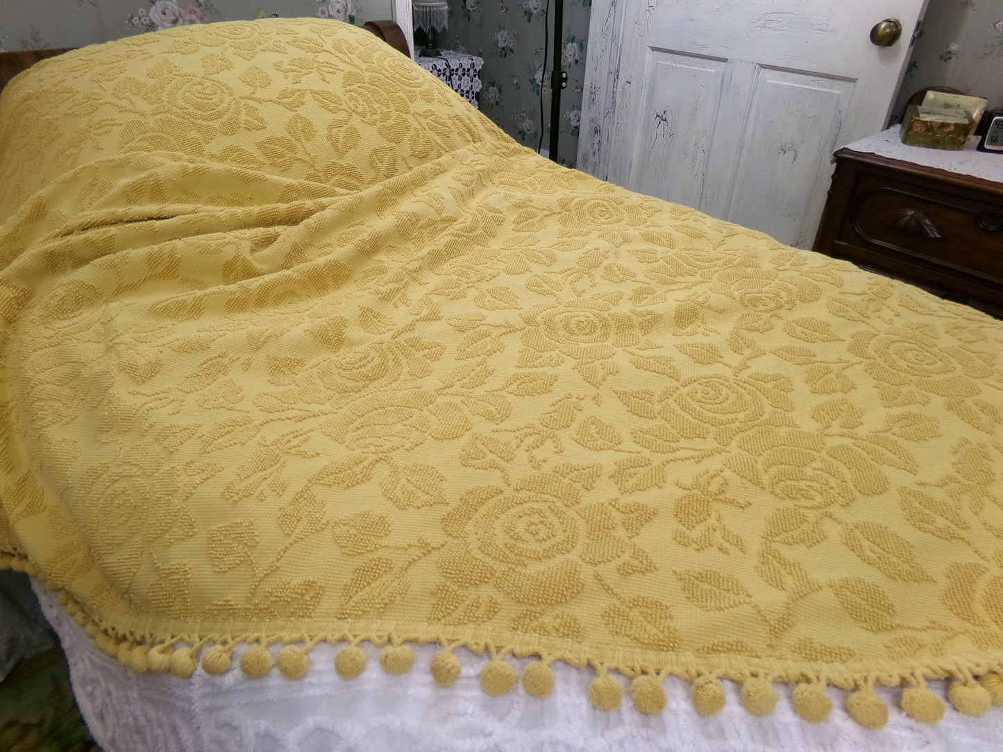 Vintage Chenille Bedspread in Sunflower Honey Golden Blonde | Hobnail Cabbage Rose Woven Texture | On Trend Boho Style Heavyweight Spread