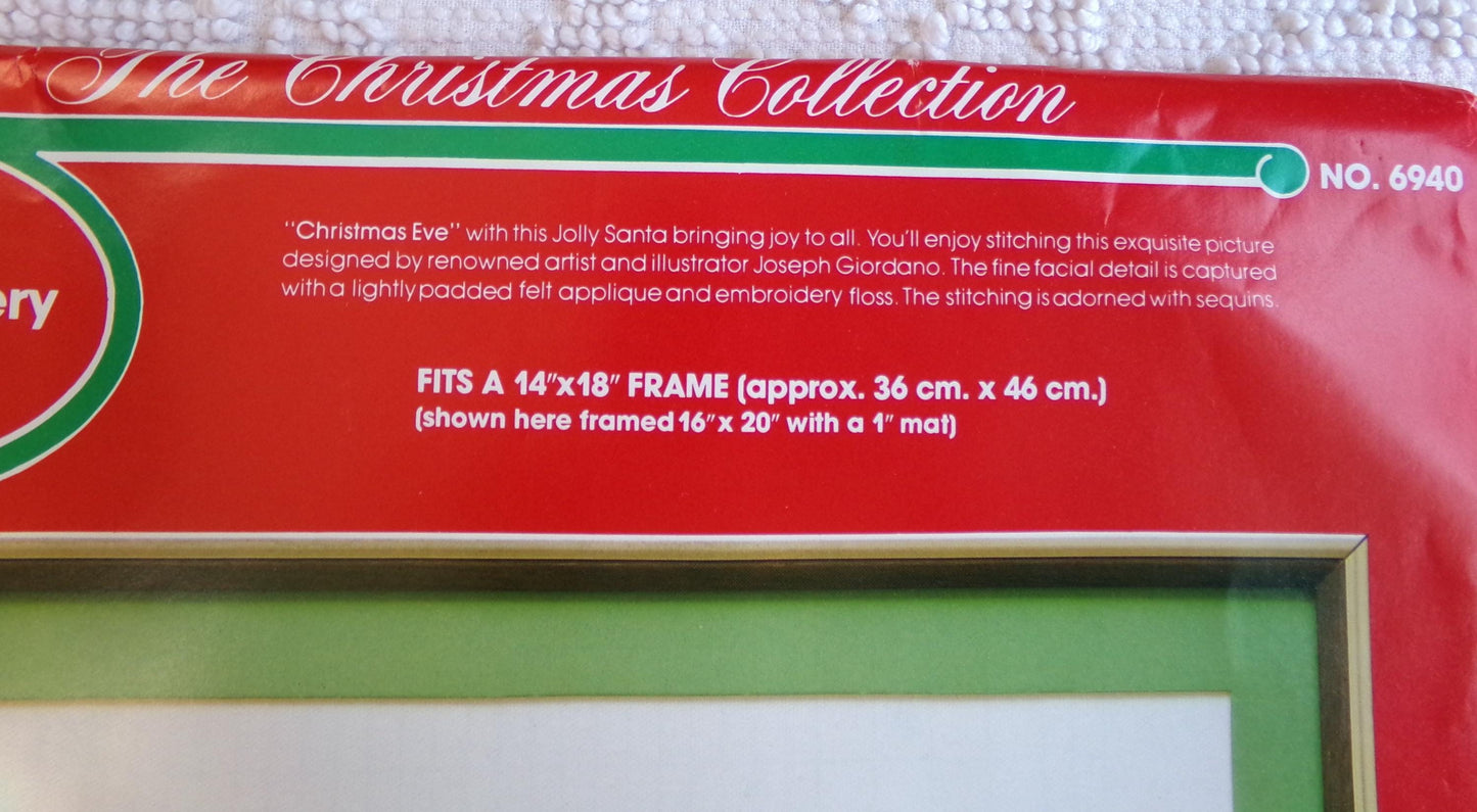 CHRISTMAS EVE Jolly Santa Crewel Embroidery Kit, Vintage Paragon Needlecraft 6940, Holiday Joseph Giordano Design