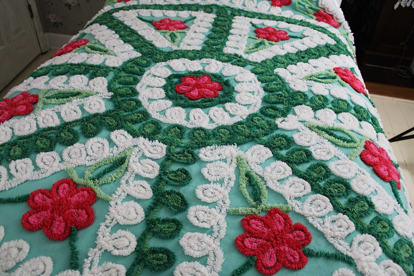 Dazzling Vintage Green Chenille Bedspread, Plush Cherry Pink Red Roses, Full Size