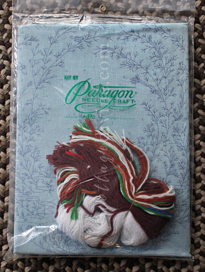 WOODLAND WATCH Nature Crewel Stitchery Kit, Winter Wildlife Scene, Vintage 0615 Paragon Needlecraft Embroidery Design by Polly Gottfried