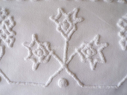 modern farmhouse white vintage chenille fabric, great design ideal for pillow covers, wall hanging, quilts, 23" x 23" piece sewing material