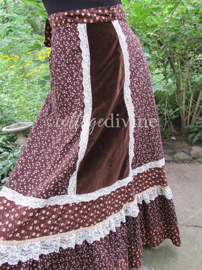 GUNNE SAX Prairie Skirt Velvet Front Chocolate Brown Calico Gunnies Vintage 1970s Maxi Skirt, XXS
