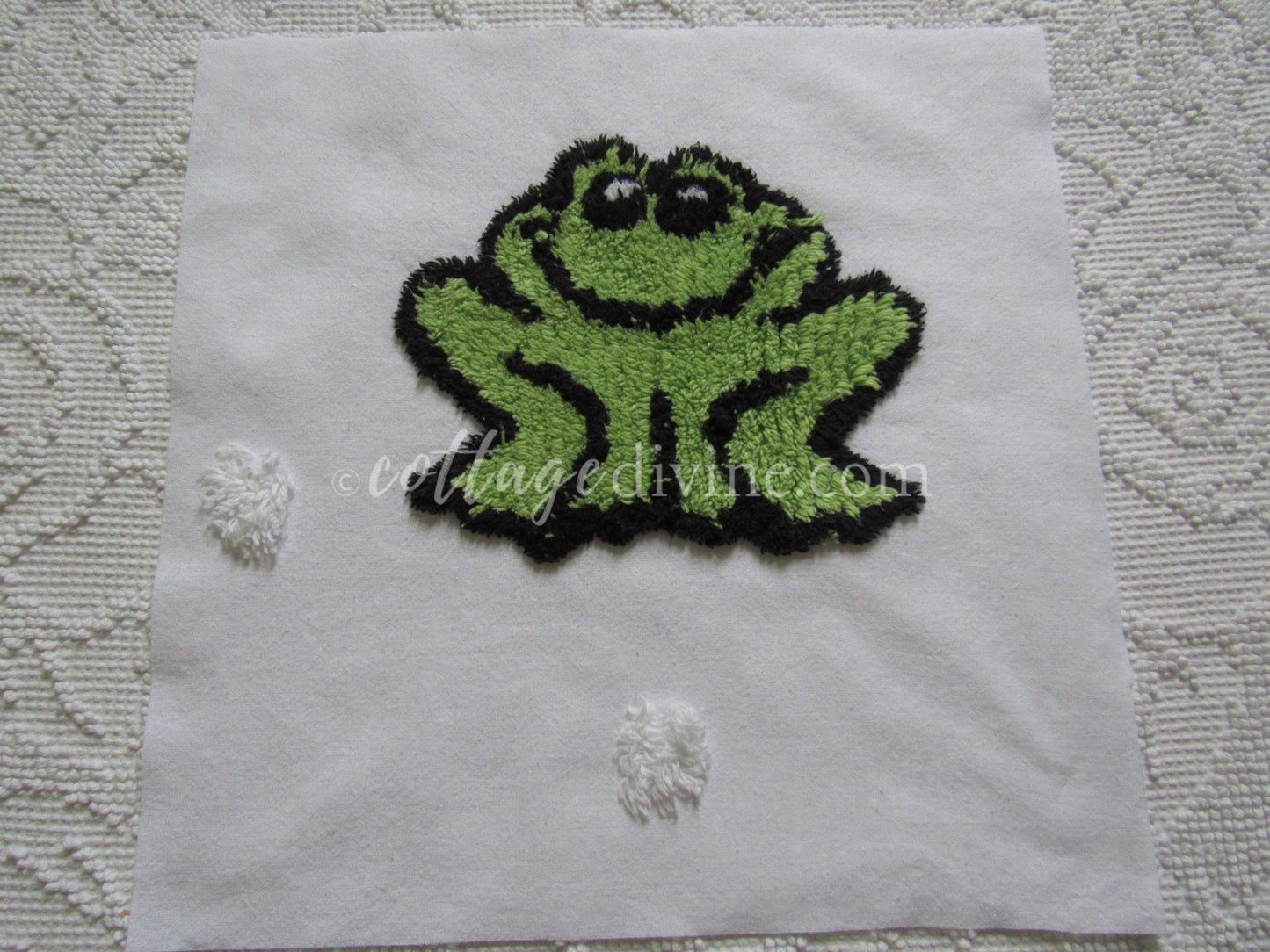 Adorable Happy Frog Retro Vintage Novelty Chenille FABRIC PIECE, 12.5" square