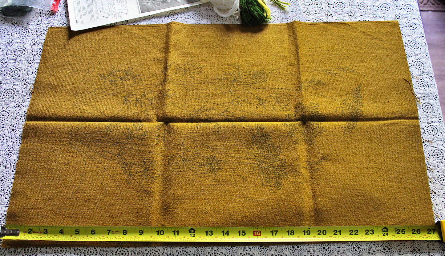 QUEEN ANNE'S LACE Crewel Stitchery Kit, Vintage 02233X Paragon Needlecraft Embroidery, Hippie Style Wall Hanging, Barbara Sparre, Open Pkg