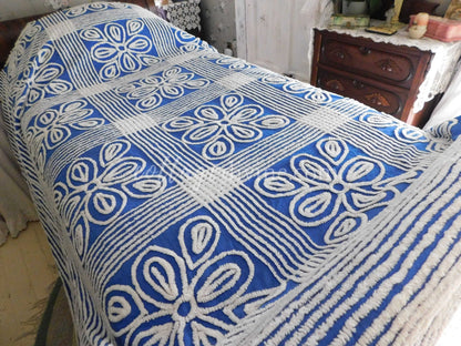 Shabby Chic Coastal Cottage Royal Blue Bold Floral Vintage Chenille Bedspread, FULL, Cotton