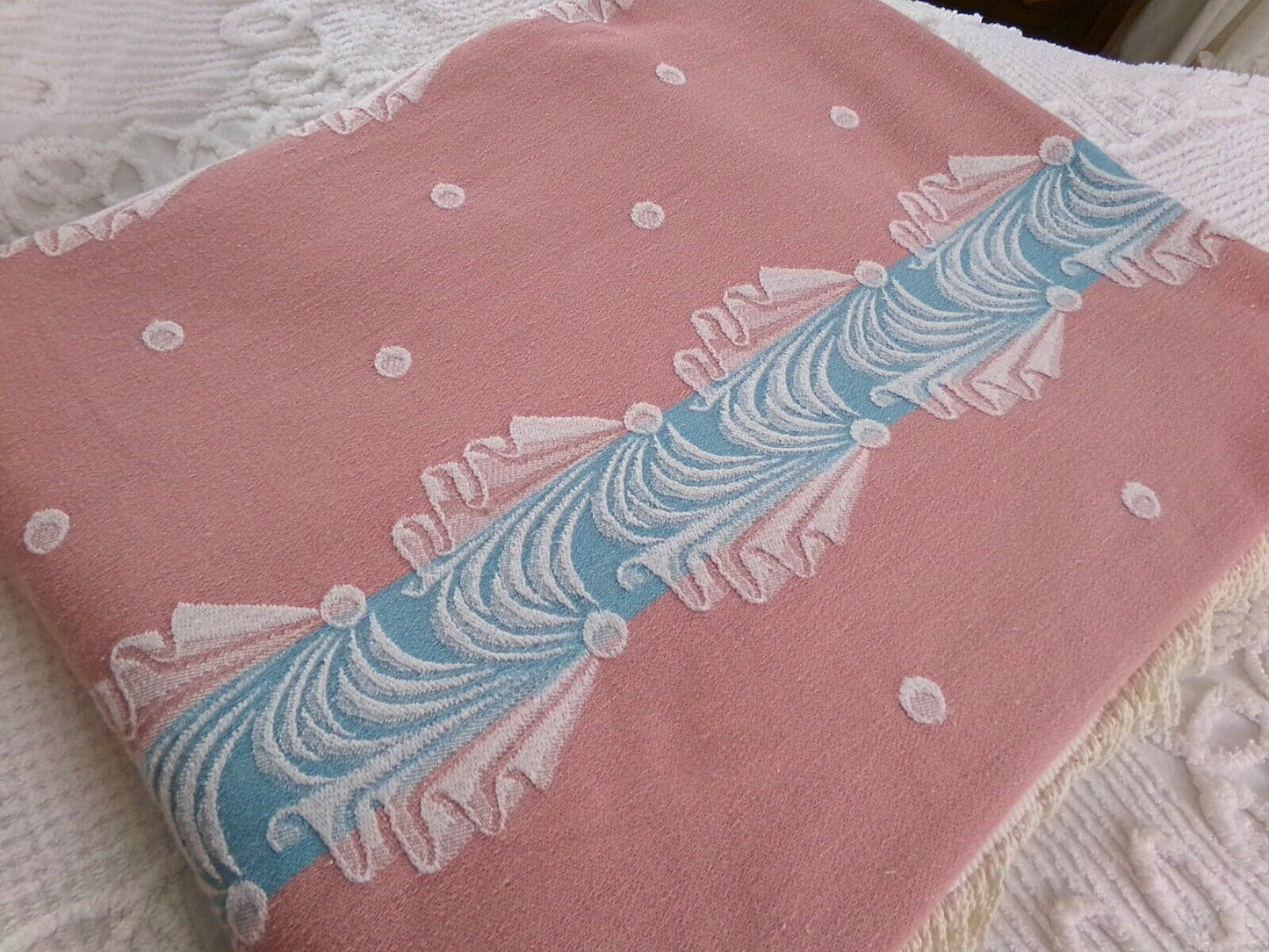 old hollywood regency style Vintage woven bedspread, pink fieldcrest twin coverlet