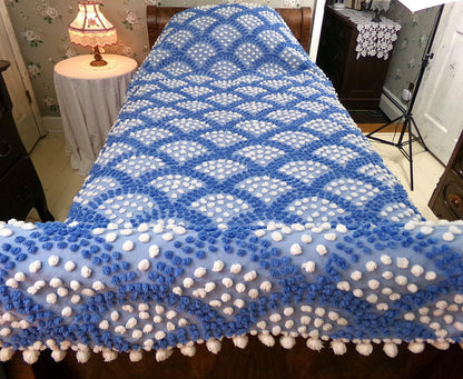 lakeside cottage vintage chenille bedspread, handmade blue & white shell pop scallop design, full size antique cotton bedding pom pom trim