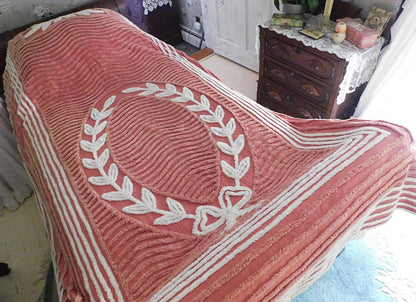 elegant twin size chenille bedspread, white laurel leaf design on terracotta, vintage cotton bedding