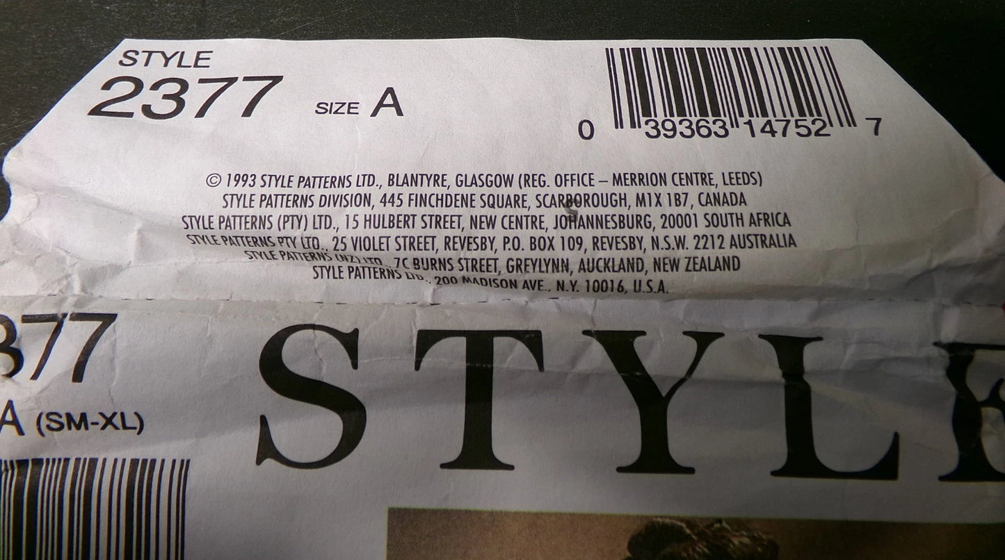 Vtg Style Sewing Pattern 2377 Hooded Cape Size S-M-L-XL UNCUT OOP 1993 Glamour