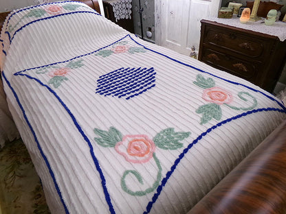 Cottage Style Vintage Chenille Bedspread, Lovely Pink Roses on White Cotton, TWIN Size Summer Coverlet