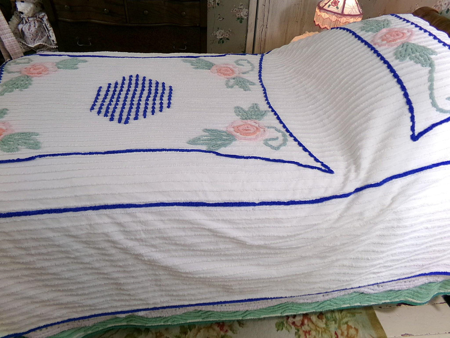 Cottage Style Vintage Chenille Bedspread, Lovely Pink Roses on White Cotton, TWIN Size Summer Coverlet