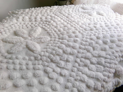 sweet stars 3D vintage chenille fabric, 100% cotton antique white sewing material for pillows, handmade chenille quilts, 28" x 18" cut piece