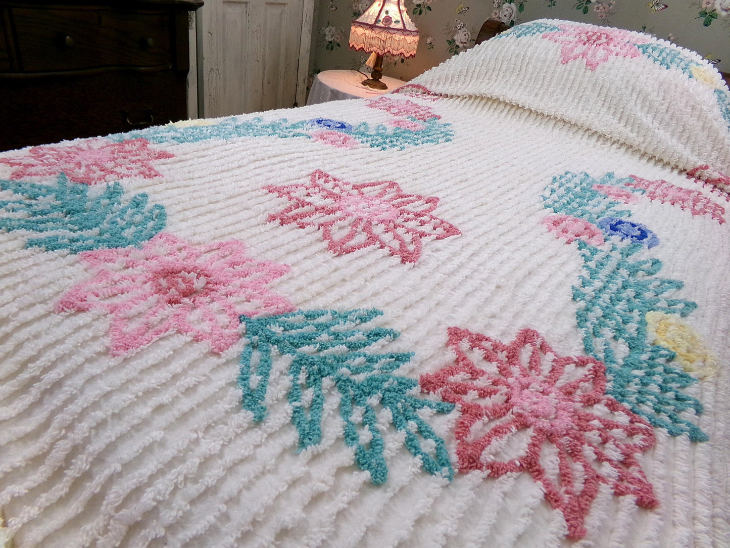 Vintage Twin Chenille Bedspread w/ Pink Star Lilies, Botanical Leaves on Cream Tufted Cotton