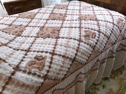 Vintage full size chenille bedspread, chocolate brown roses, boxed & fitted design