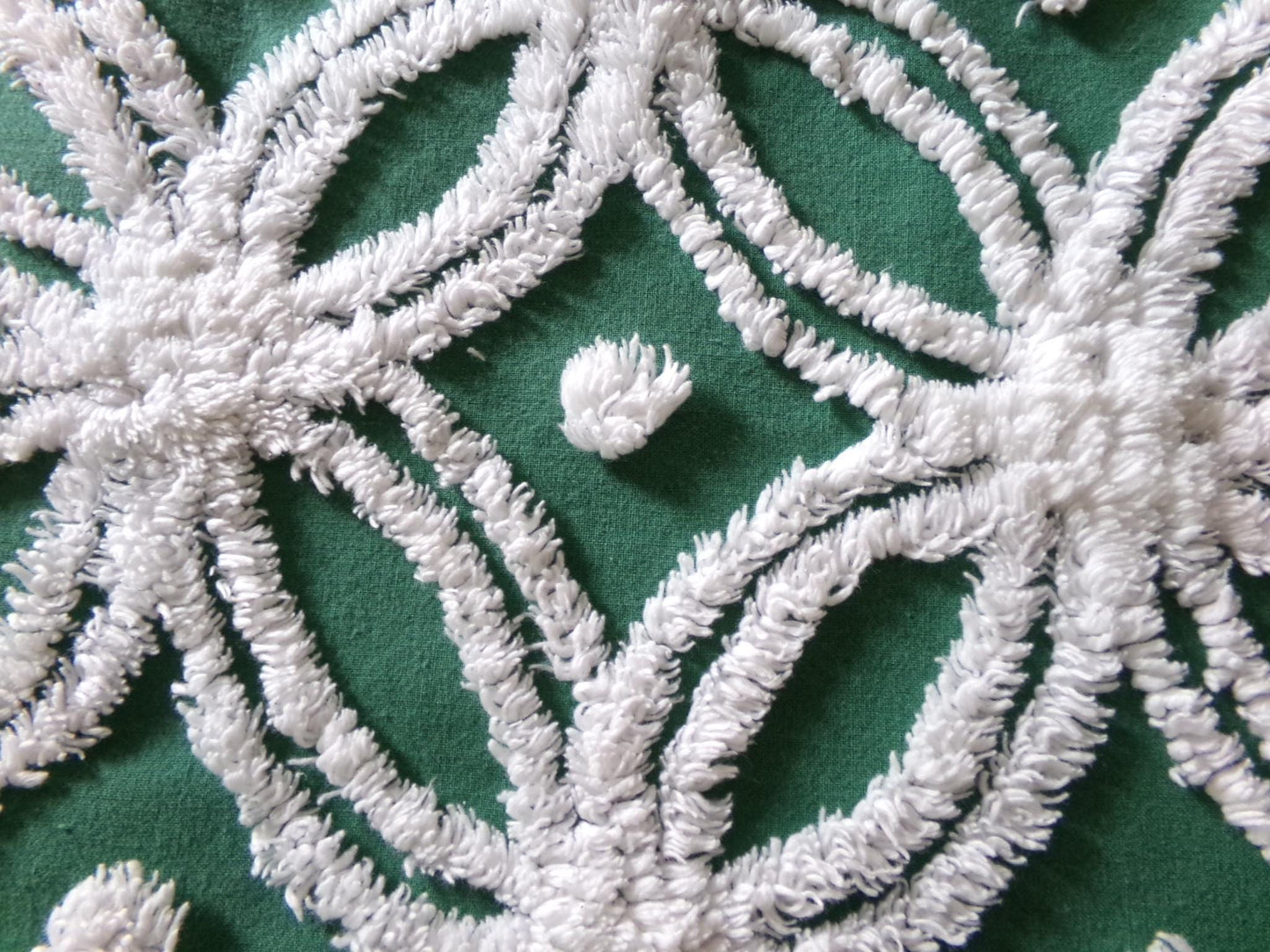 gorgeous green vintage chenille fabric, tufted white wedding rings, fluffy dots on evergreen, 20"x 27" inch piece of quilt & sewing material