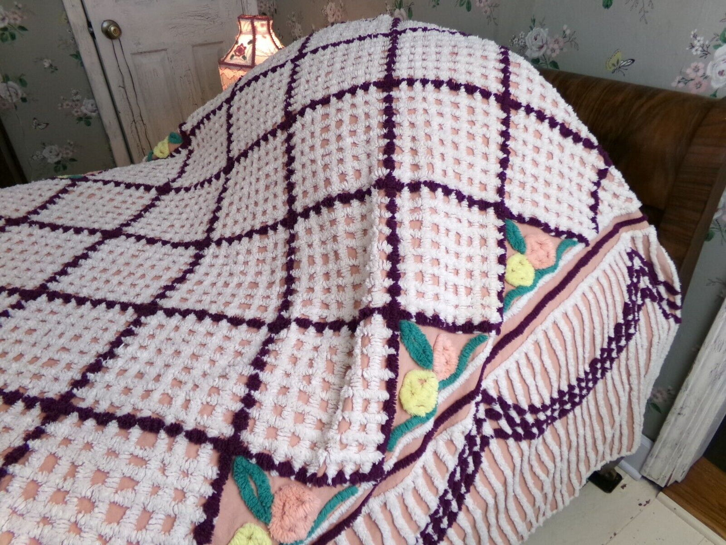 cozy rosettes plush Vintage full size chenille bedspread, quality cotton thick tufts