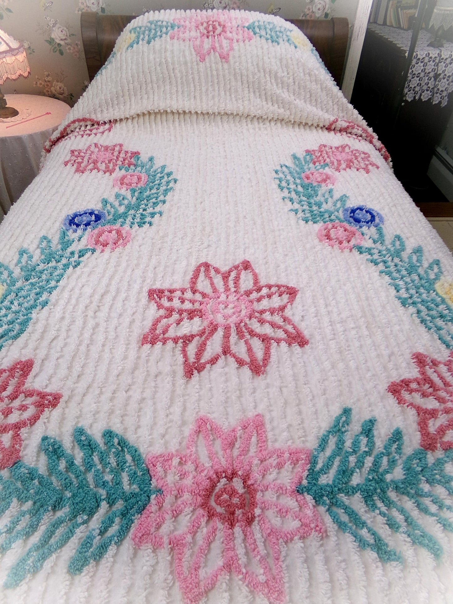 Vintage Twin Chenille Bedspread w/ Pink Star Lilies, Botanical Leaves on Cream Tufted Cotton