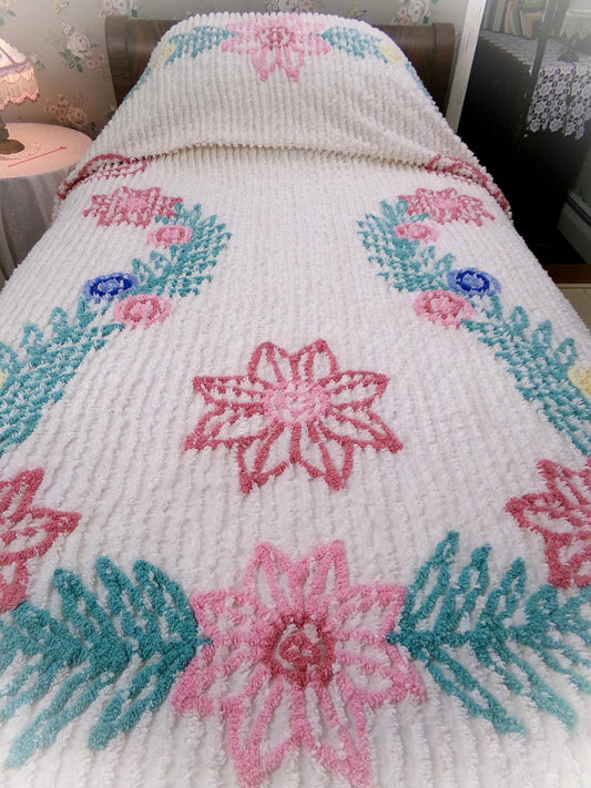 Vintage Twin Chenille Bedspread w/ Pink Star Lilies, Botanical Leaves on Cream Tufted Cotton