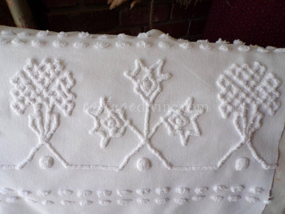 modern farmhouse white vintage chenille fabric, great design ideal for pillow covers, wall hanging, quilts, 23" x 23" piece sewing material