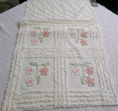Baby Daisies Vintage Chenille Fabric, Adorable Split Floral Design, 17" x 35" Piece Quilt Sewing Material
