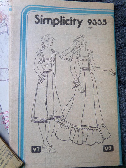 Simplicity Gunne Sax 9335 Vintage Sundress Prairie Peasant Dress Sewing Pattern, OOP, Miss Size 10