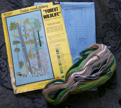 FOREST WILDLIFE Vintage Crewel Embroidery Kit 70s Hippie Wall Hanging, Paragon Needlecraft Stitchery, Kit# 0525, Design by Ruth Castino