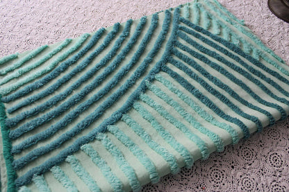 Dramatic Waves Vintage Chenille Fabric Cut from an Antique Chenille Bedspread, 20" x 26" Inch Piece, Unique Bold Design