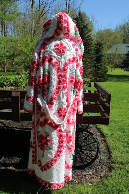 Hooded Chenille Robe in Pink Hearts & Flowers, Cozy Cute Medium / Large Hooded Vintage Style Women's Bathrobe