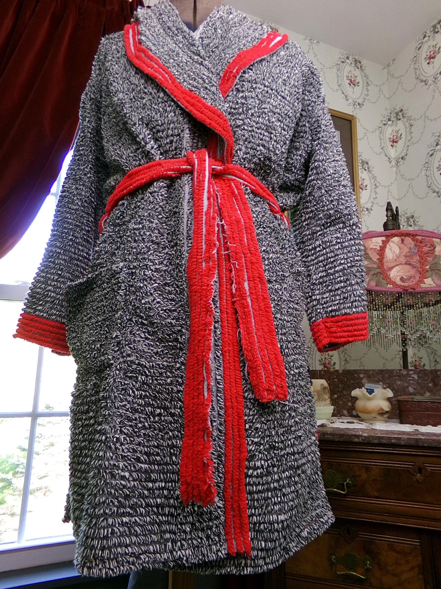 Vintage Chenille Peacock Robe, Short Length Bathrobe or Coverup, Salt 'n Pepper Black & White w/ Red Accents, Handmade